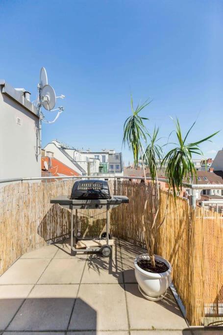 Modern Colonial Style, Central, Rooftop, Bbq Vienna Esterno foto